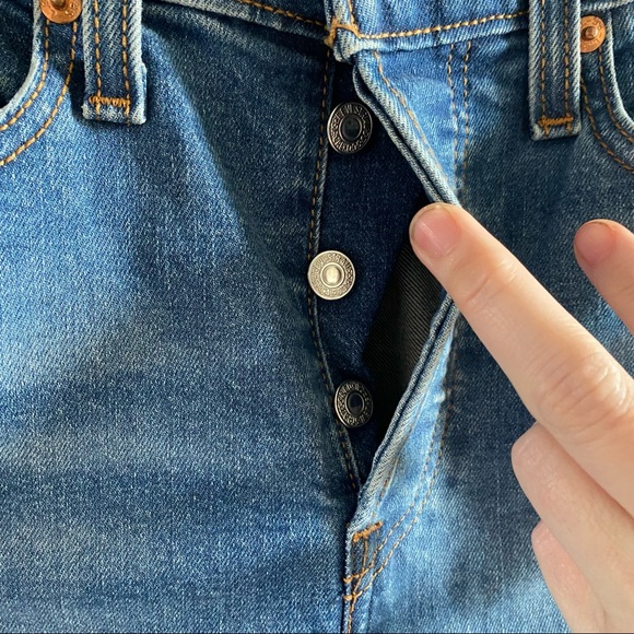 Levi’s Wedgie Skinny Jeans 26 distressed button fly high rise medium wash - Picture 6 of 12